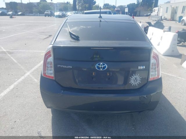 JTDKN3DU2E0382516 Toyota Prius Four