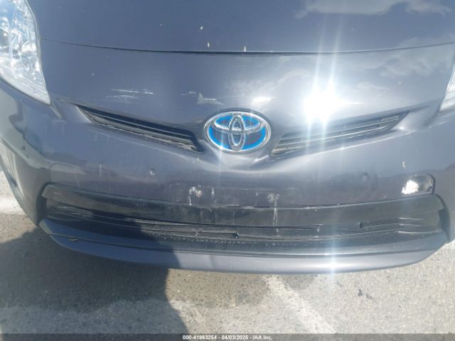 JTDKN3DU2E0382516 Toyota Prius Four