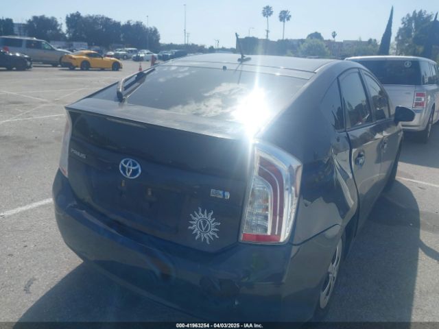 JTDKN3DU2E0382516 Toyota Prius Four