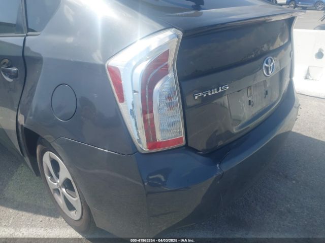 JTDKN3DU2E0382516 Toyota Prius Four