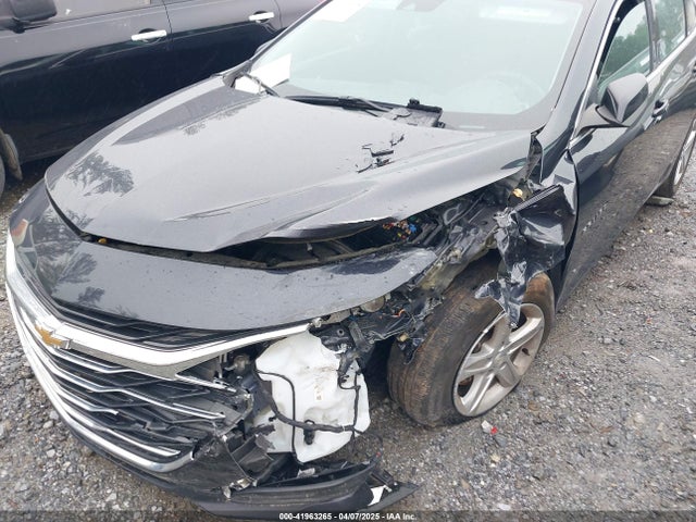 1G1ZD5ST7PF205959 Chevrolet Malibu Fwd 1lt