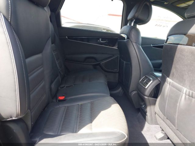 5XYPK4A15GG138225 KIA Sorento 2.0t Sxl