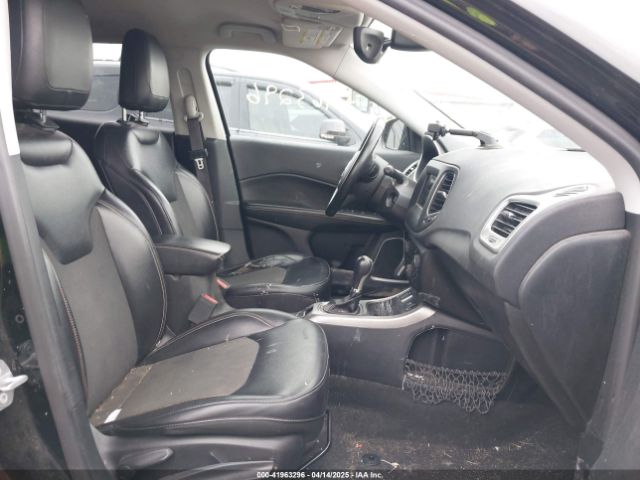 3C4NJCBB0HT652764 Jeep New Compass Latitude Fwd