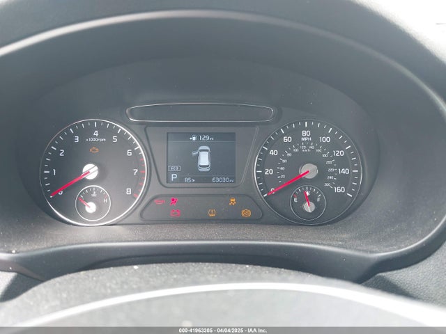 5XYPG4A51KG609865 KIA Sorento 3.3l S