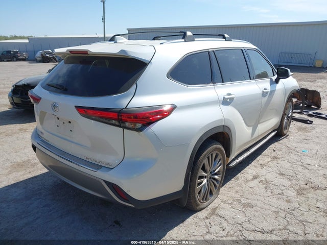 5TDFZRBH7MS106231 Toyota Highlander Platinum