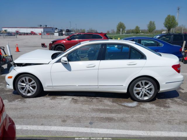 WDDGF8AB1ER310730 Mercedes-Benz C 300 Luxury 4matic/sport 4matic