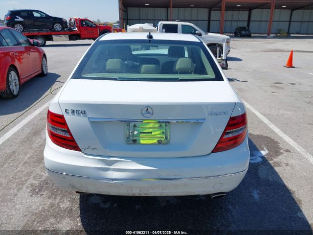 WDDGF8AB1ER310730 Mercedes-Benz C 300 Luxury 4matic/sport 4matic