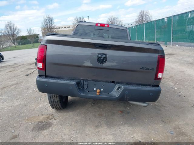 1C6RR7GG7LS115588 RAM 1500 Classic Warlock Quad Cab 4x4 6'4 Box