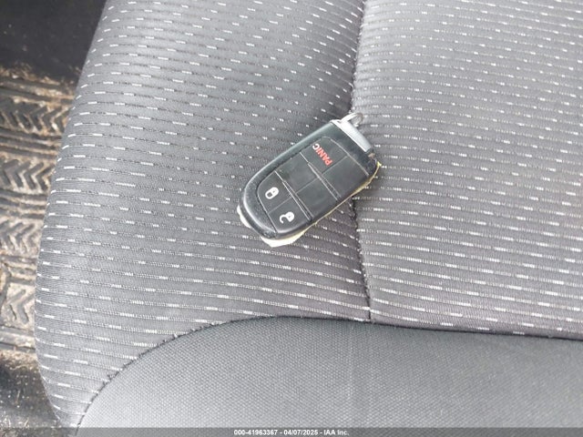 3C4PDCAB0JT521342 Dodge JOURNEY SE