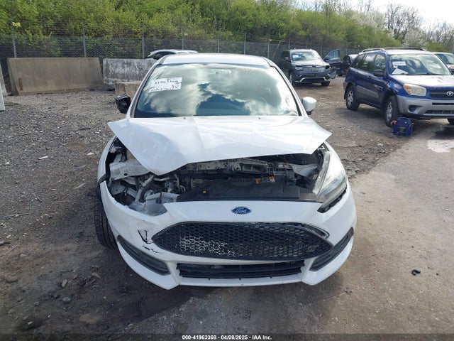 1FADP3L99HL310186 Ford FOCUS ST