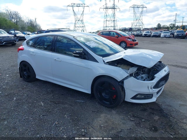 1FADP3L99HL310186 Ford FOCUS ST