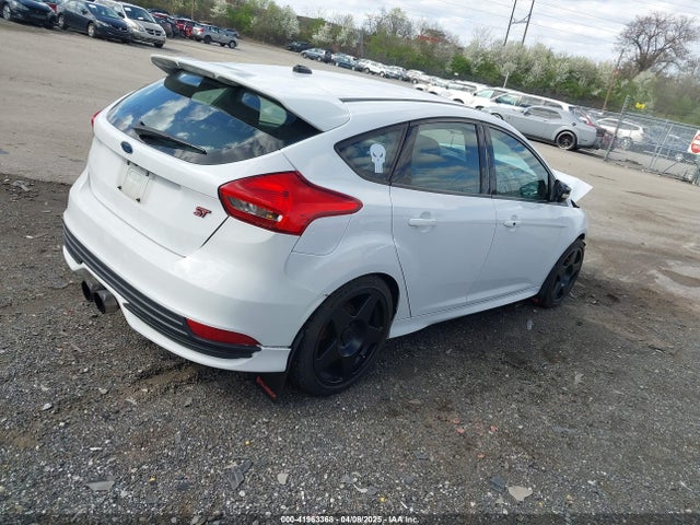 1FADP3L99HL310186 Ford FOCUS ST