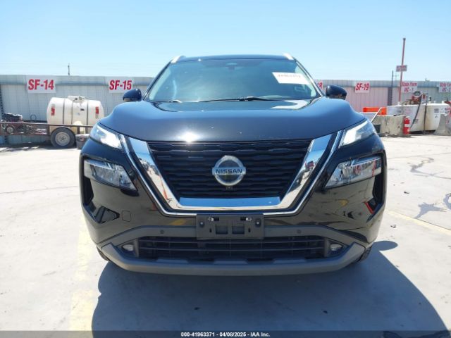 5N1AT3CA8MC684040 Nissan Rogue Sl Fwd