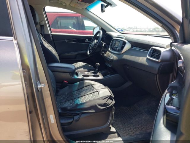 5XYPG4A36GG102630 KIA Sorento 2.4l Lx