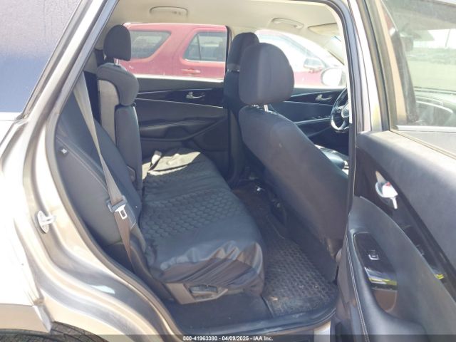 5XYPG4A36GG102630 KIA Sorento 2.4l Lx