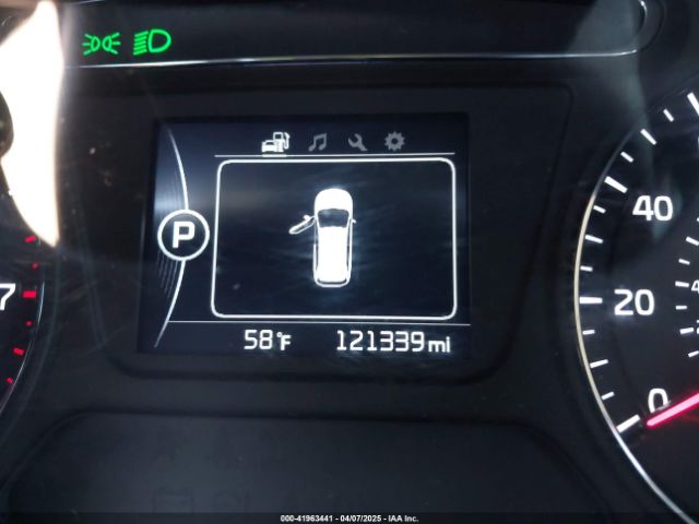 5XYPG4A32JG377807 KIA Sorento 2.4l Lx