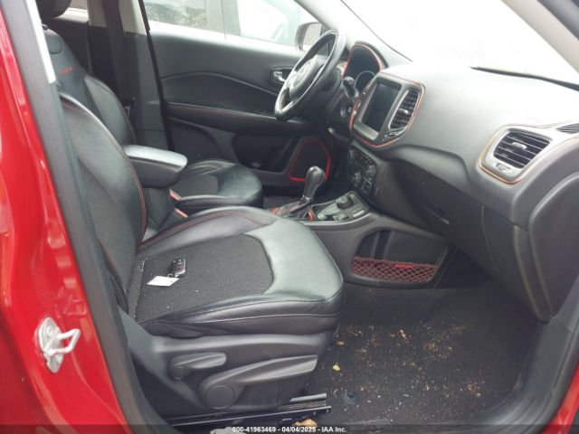 3C4NJDDB8LT207748 Jeep Compass Trailhawk 4x4