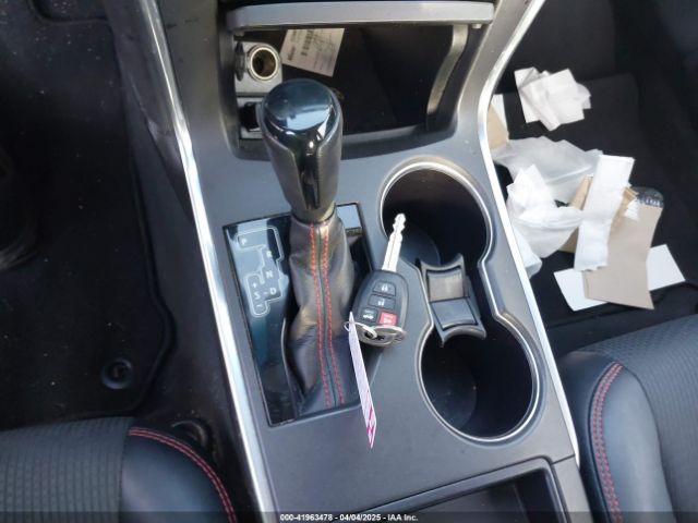 4T1BF1FKXHU354680 Toyota CAMRY SE