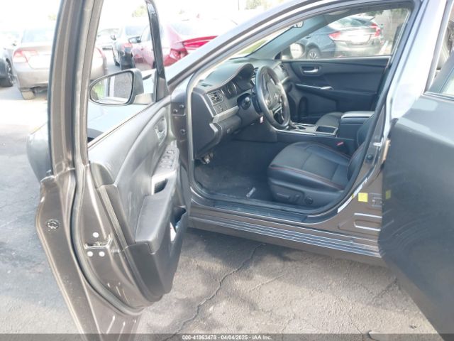 4T1BF1FKXHU354680 Toyota CAMRY SE