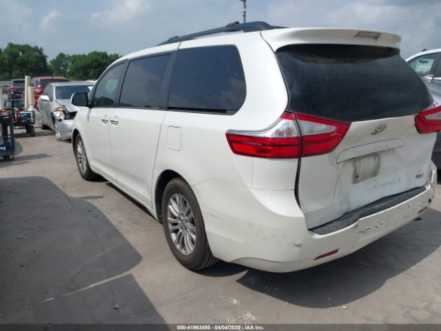 5TDYK3DC9FS686953 Toyota Sienna Xle 8 Passenger