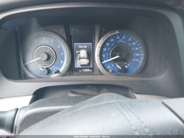 5TDYK3DC9FS686953 Toyota Sienna Xle 8 Passenger