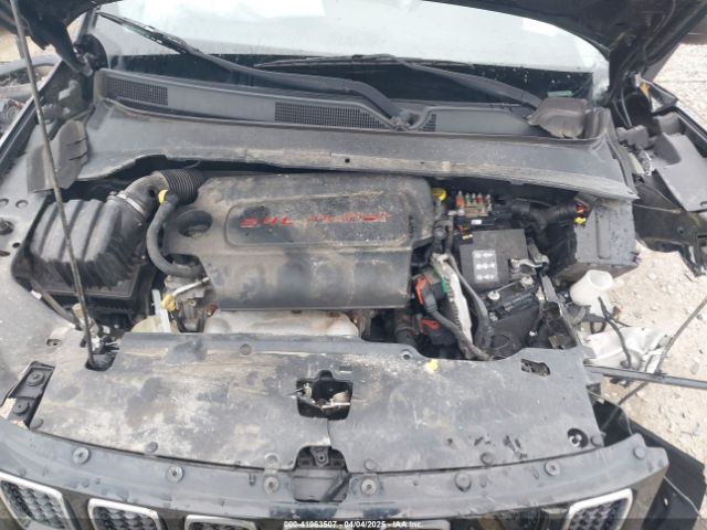 3C4NJDBB7HT640200 Jeep New Compass Latitude 4x4