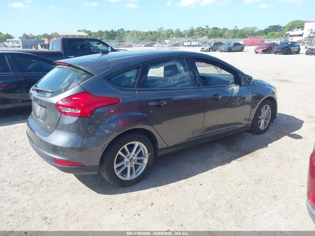 1FADP3K26JL281451 Ford FOCUS SE