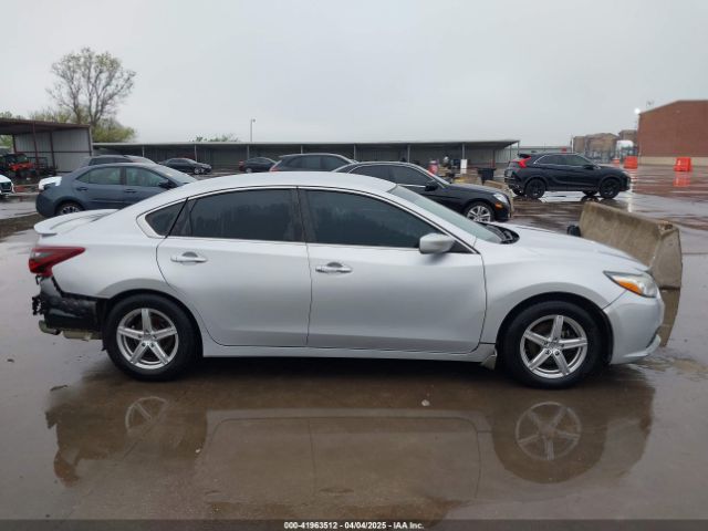 1N4AL3AP2JC243369 Nissan Altima 2.5 S
