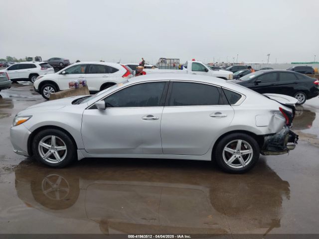 1N4AL3AP2JC243369 Nissan Altima 2.5 S