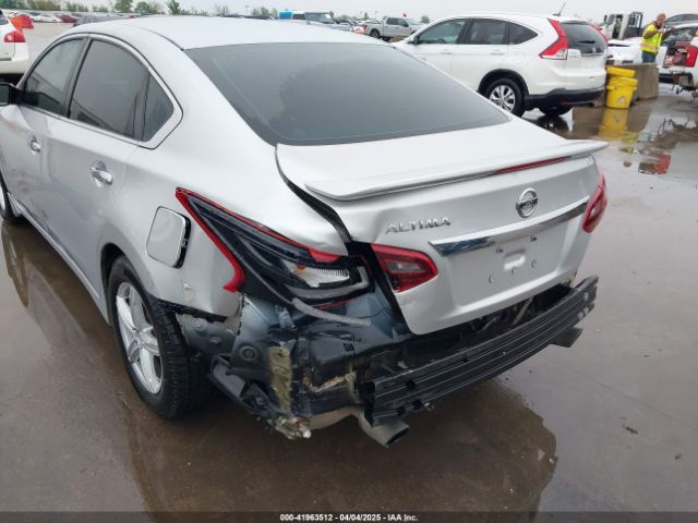 1N4AL3AP2JC243369 Nissan Altima 2.5 S