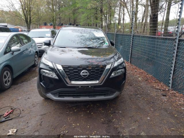 JN8BT3BA2PW002884 Nissan Rogue Sv Fwd