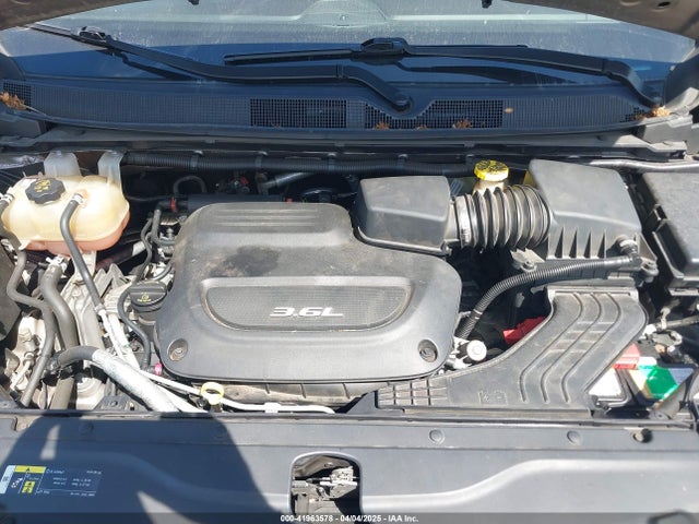 Chrysler Pacifica Touring L 2018 2C4RC1BG7JR217406 Image 10