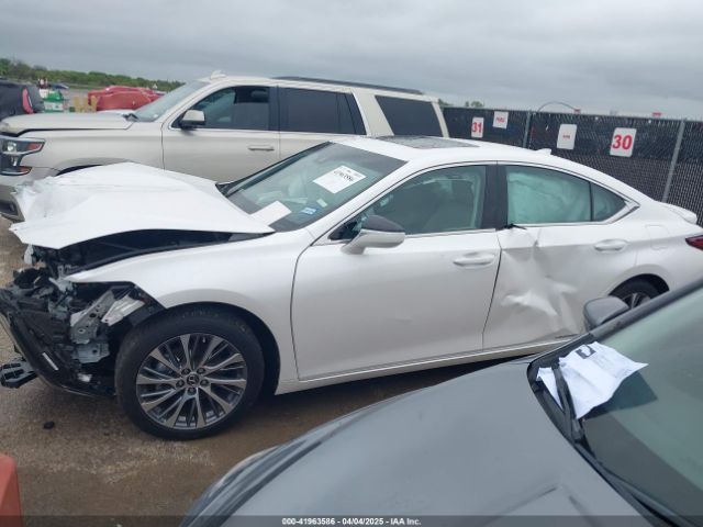 58ADA1C19MU008643 Lexus ES 300H