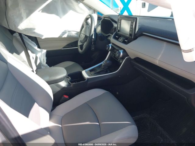 2T3A1RFV0NC293377 Toyota Rav4 Xle Premium