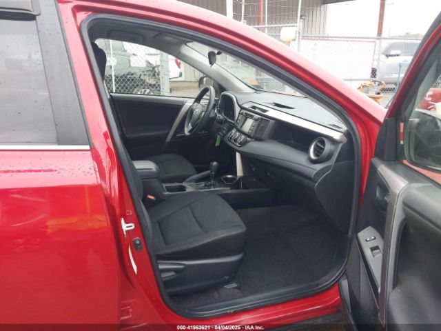 JTMBFREV7HJ105494 Toyota RAV4 LE