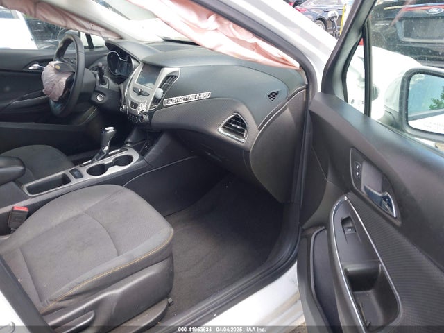 1G1BC5SM7J7226535 Chevrolet Cruze Ls Auto