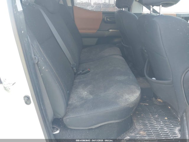 3TMCZ5AN8KM198921 Toyota Tacoma Sr5 V6