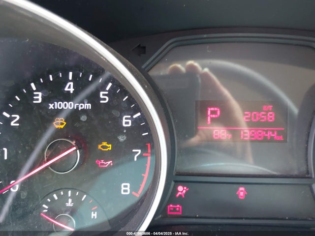 KNDMB5C1XF6057311 KIA SEDONA LX