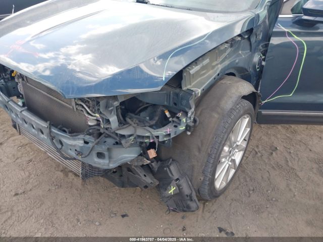 5LMCJ3C94KUL22859 Lincoln Mkc Reserve