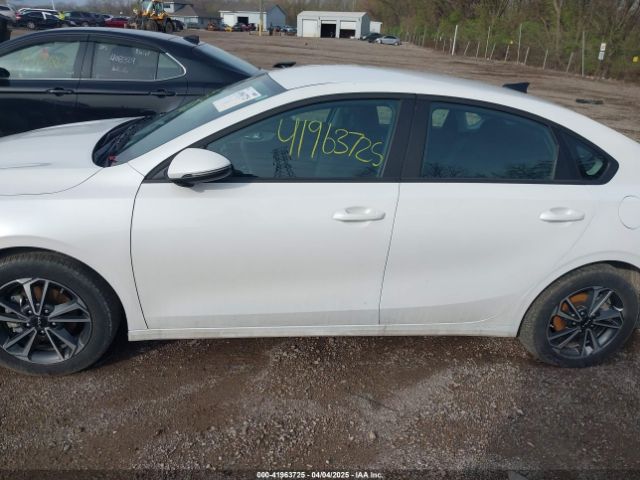3KPF24AD6RE837739 KIA Forte Lxs
