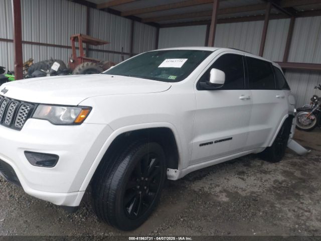 1C4RJFAG3JC499542 Jeep Grand Cherokee Altitude 4x4
