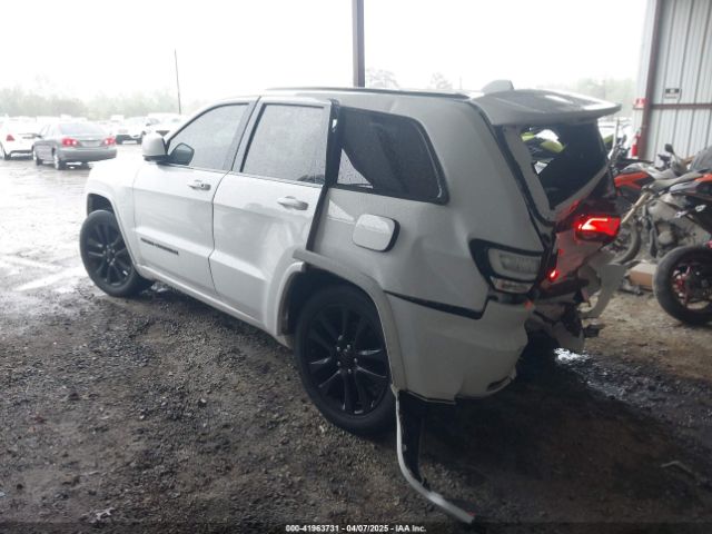 1C4RJFAG3JC499542 Jeep Grand Cherokee Altitude 4x4
