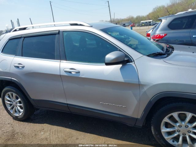 1C4PJLCBXKD370636 Jeep Cherokee Latitude Fwd