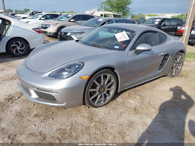 Porsche 718 Cayman 2018 WP0AA2A85JK262622 Image 2