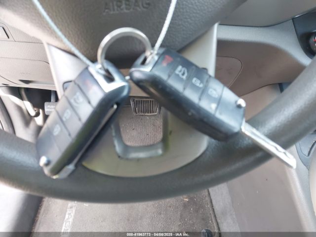 KNDPBCAC2E7648831 KIA Sportage Lx