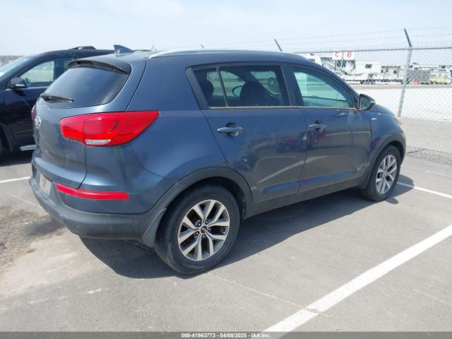 KNDPBCAC2E7648831 KIA Sportage Lx