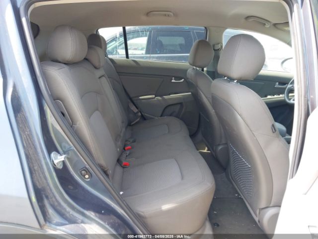KNDPBCAC2E7648831 KIA Sportage Lx