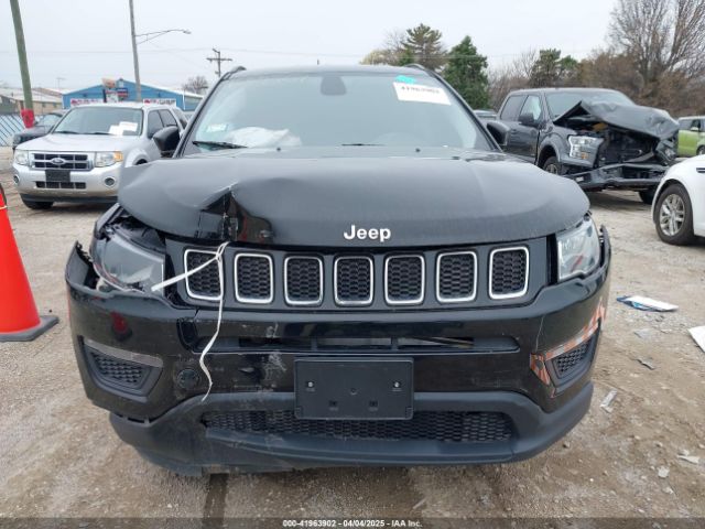 3C4NJCAB4JT469519 Jeep Compass Sport Fwd
