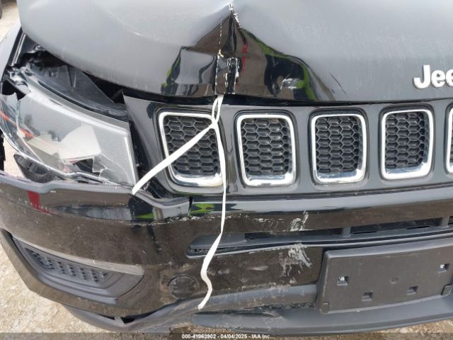 3C4NJCAB4JT469519 Jeep Compass Sport Fwd