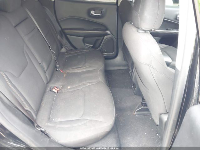 3C4NJCAB4JT469519 Jeep Compass Sport Fwd